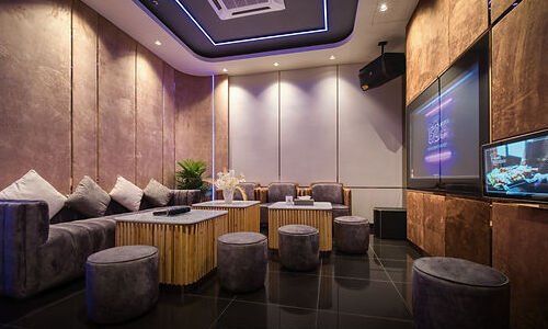 Red Box Karaoke Greenbelt 매장