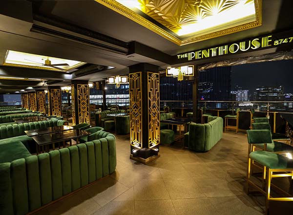 The Penthouse 8747 — 마카티 루프탑 전경