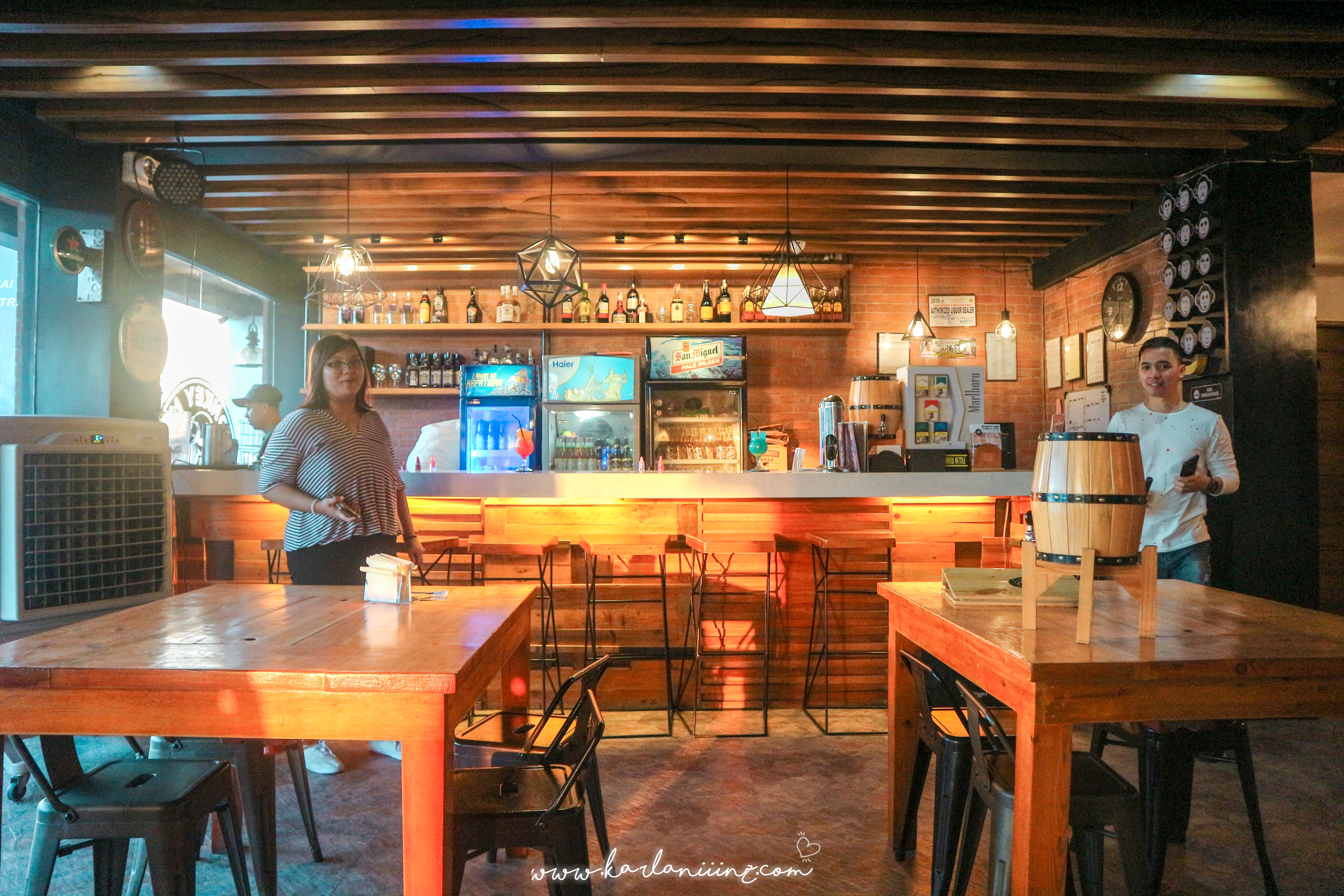 Monkey Mic KTV 음식과 분위기