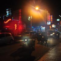 Q Bar — Fields Avenue Walking Street의 유명한 호스트 바